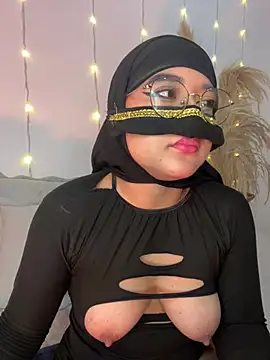 Snapshot of Maisa_issa chatting on 22, 2, 2025 Maisa issa online show from 22, 2, 2025