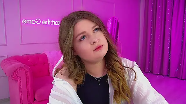 CrystalLyons online show from 5, 10, 2025