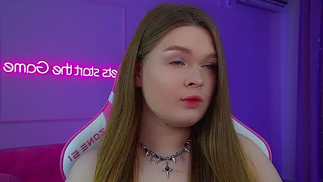 Snapshot of CrystalLyons chatting on 15, 3, 2026 CrystalLyons online show from 15, 3, 2026