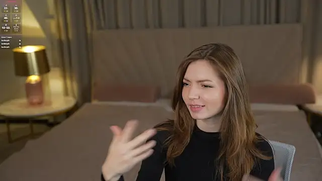 Snapshot of Michelle_054 chatting on 12, 10, 2025 Michelle 054 online show from 12, 10, 2025