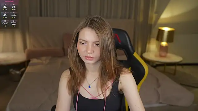 Snapshot of Michelle_054 chatting on 19, 10, 2025 Michelle 054 online show from 19, 10, 2025