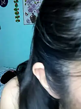 ELISA 90 online show from 1, 2, 2025