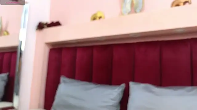 JESSYCORTES online show from 15, 2, 2025