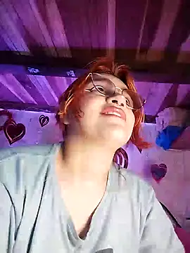 SophiaWeestt99 online show from 19, 2, 2025