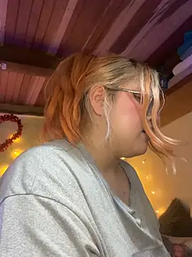 SophiaWeestt99 online show from 26, 2, 2026