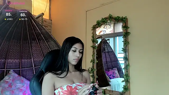 Snapshot of ZaraLim chatting on 23, 12, 2024 ZaraLim online show from 23, 12, 2024