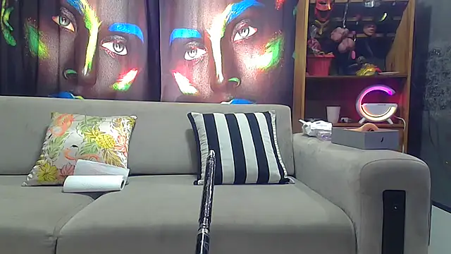 Snapshot of Bitter_ chatting on 24, 2, 2025 Bitter online show from 24, 2, 2025