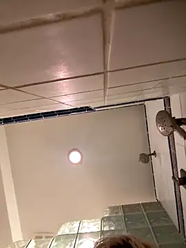 Snapshot of SirenitySirenxx chatting on 2, 10, 2025 SirenitySirenxx online show from 2, 10, 2025