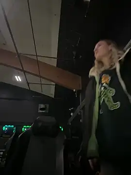 M1ssyk1ssy online show from 17, 1, 2025