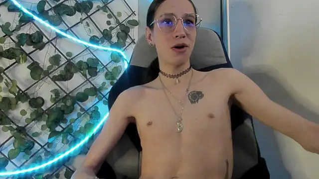 vodkadelulo online show from 27, 4, 2026