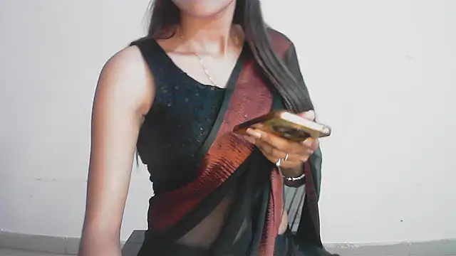 collage hoty online show from 26, 2, 2025