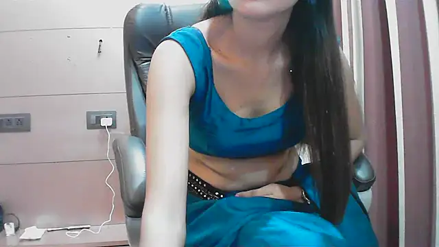 collage hoty online show from 13, 9, 2025