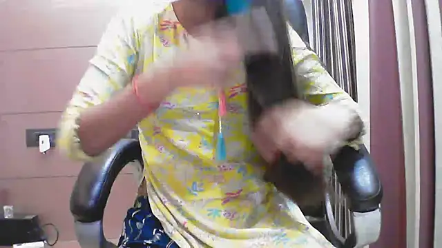 collage hoty online show from 30, 9, 2025