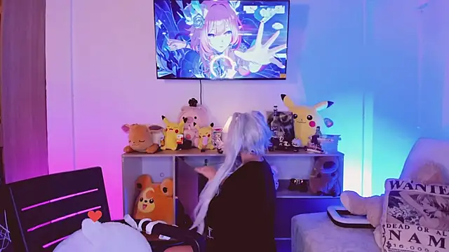 Lilith Asami online show from 6, 7, 2026