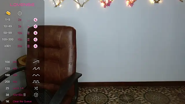 Snapshot of SofiaaCortes chatting on 12, 1, 2025 SofiaaCortes online show from 12, 1, 2025