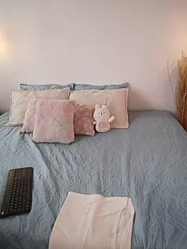 Snapshot of SofiaaCortes chatting on 22, 11, 2025 SofiaaCortes online show from 22, 11, 2025