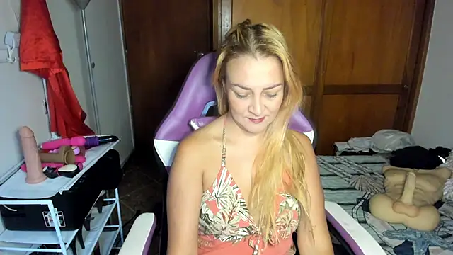 Snapshot of karen_mature69 chatting on 19, 6, 2026 karen mature69 online show from 19, 6, 2026