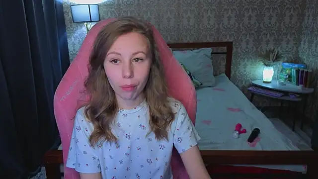 Lill Mary online show from 14, 12, 2025