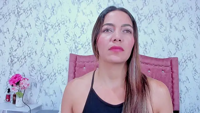 Mia Malkovaa  online show from 22, 9, 2025