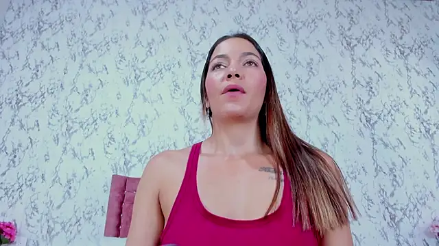 Mia Malkovaa  online show from 3, 12, 2025