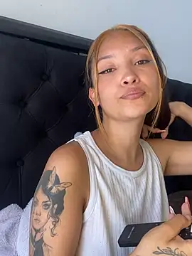 Snapshot of baby_lizy chatting on 20, 12, 2024 baby lizy online show from 20, 12, 2024