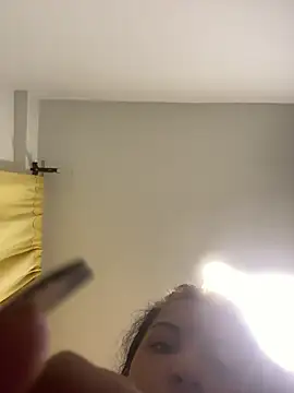 Snapshot of baby_lizy chatting on 15, 11, 2025 baby lizy online show from 15, 11, 2025