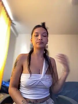 baby lizy online show from 17, 2, 2026