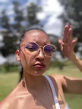 baby lizy online show from 20, 2, 2026