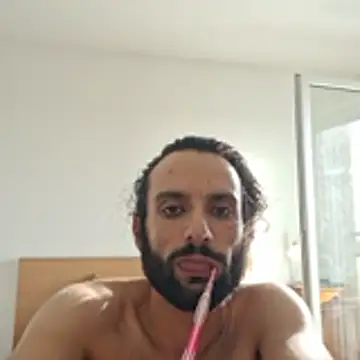 Elias la salace online show from 25, 6, 2026