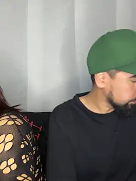 Snapshot of camianddanna chatting on 17, 12, 2024 camianddanna online show from 17, 12, 2024