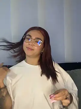 Snapshot of camianddanna chatting on 17, 12, 2024 camianddanna online show from 17, 12, 2024