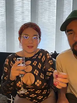 Snapshot of camianddanna chatting on 24, 12, 2024 camianddanna online show from 24, 12, 2024