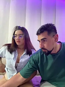 Snapshot of camianddanna chatting on 16, 12, 2025 camianddanna online show from 16, 12, 2025