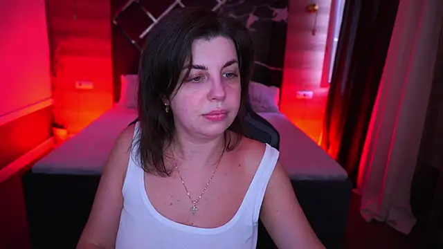 MirandaWong online show from 25, 9, 2025