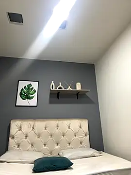 Soe Lara online show from 15, 9, 2025