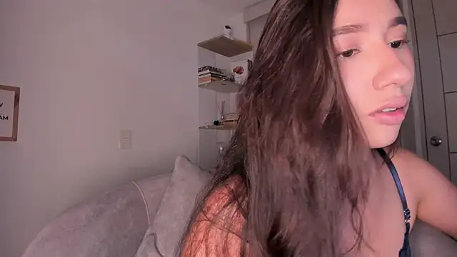 danna davis18 online show from 4, 7, 2026