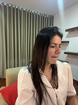 Alice Biel online show from 15, 3, 2025