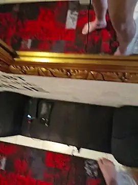 Snapshot of Warumnicht1980 chatting on 18, 3, 2026 Warumnicht1980 online show from 18, 3, 2026