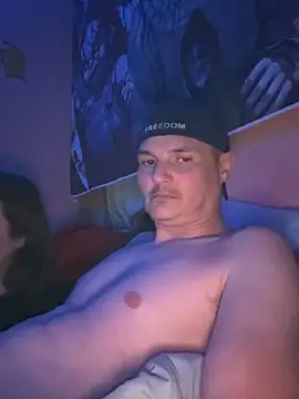 Snapshot of 023Longandjuicy chatting on 18, 10, 2025 023Longandjuicy online show from 18, 10, 2025