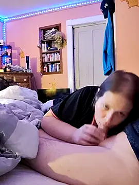 Snapshot of 023Longandjuicy chatting on 29, 10, 2025 023Longandjuicy online show from 29, 10, 2025