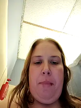 Snapshot of 023Longandjuicy chatting on 14, 12, 2025 023Longandjuicy online show from 14, 12, 2025