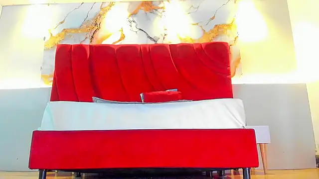 MAISE HILL1 online show from 4, 10, 2025