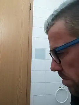 jonyfree1978 online show from 16, 2, 2025