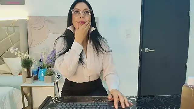 Zuzana21 online show from 3, 6, 2026