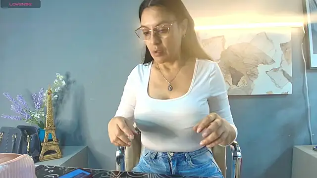 Zuzana21 online show from 13, 6, 2026