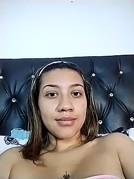 Snapshot of nina_carther chatting on 4, 1, 2025 nina carther online show from 4, 1, 2025