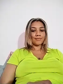 Snapshot of nina_carther chatting on 13, 2, 2025 nina carther online show from 13, 2, 2025