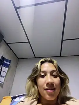 Snapshot of nina_carther chatting on 2, 3, 2025 nina carther online show from 2, 3, 2025