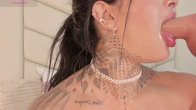 ValkyBes online show from 5, 1, 2025