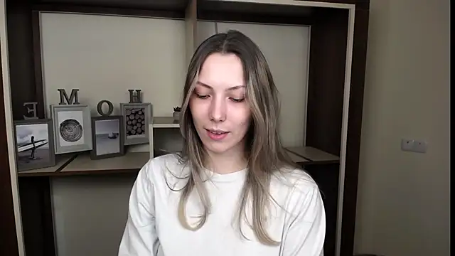 VanessaMay  online show from 1, 3, 2026